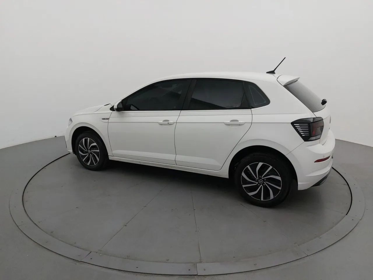 Volkswagen Polo 2024 1.0 170 tsi highline automático - Foto 3
