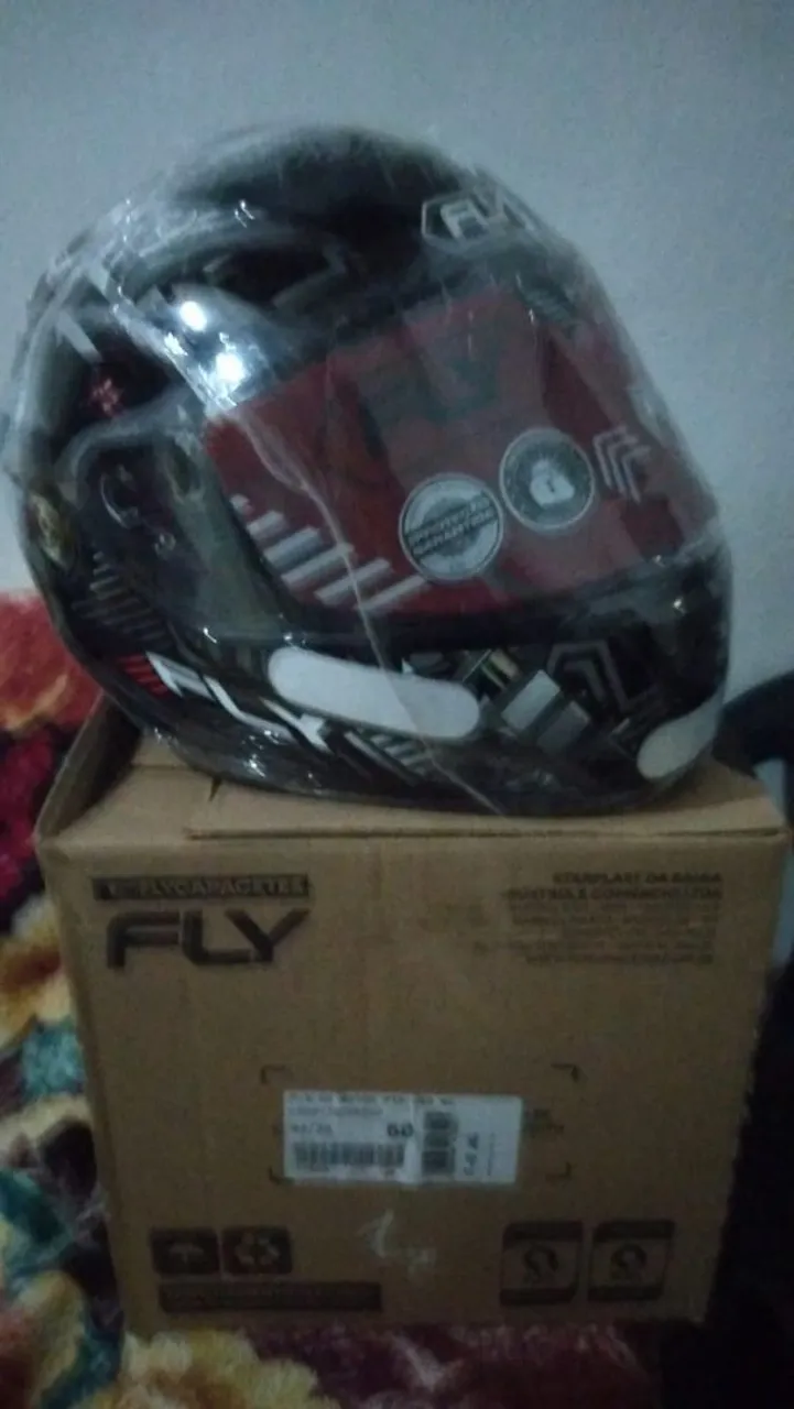 Capacete FLY NOVO