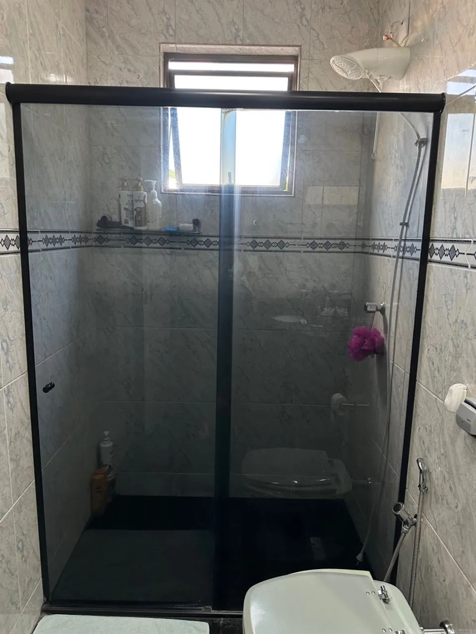 Box de banheiro com porta de vidro temperado fumê, 1,90X116. - Foto 2