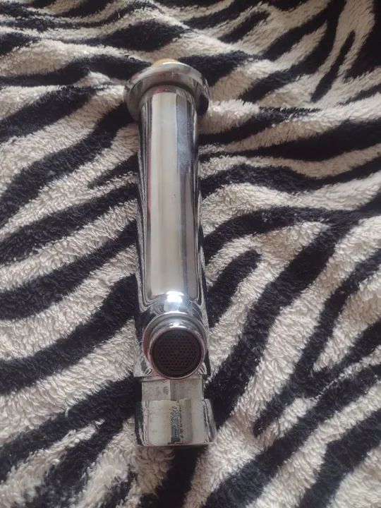 Torneira Econômica INOX  - Novo - Foto 2