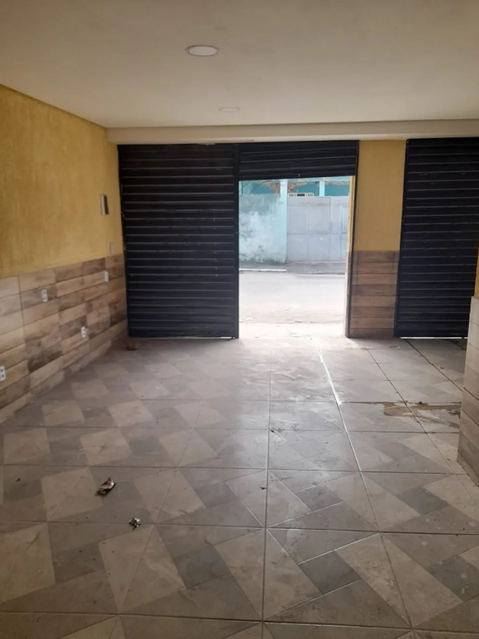 Loja de 01° locação em Caxias