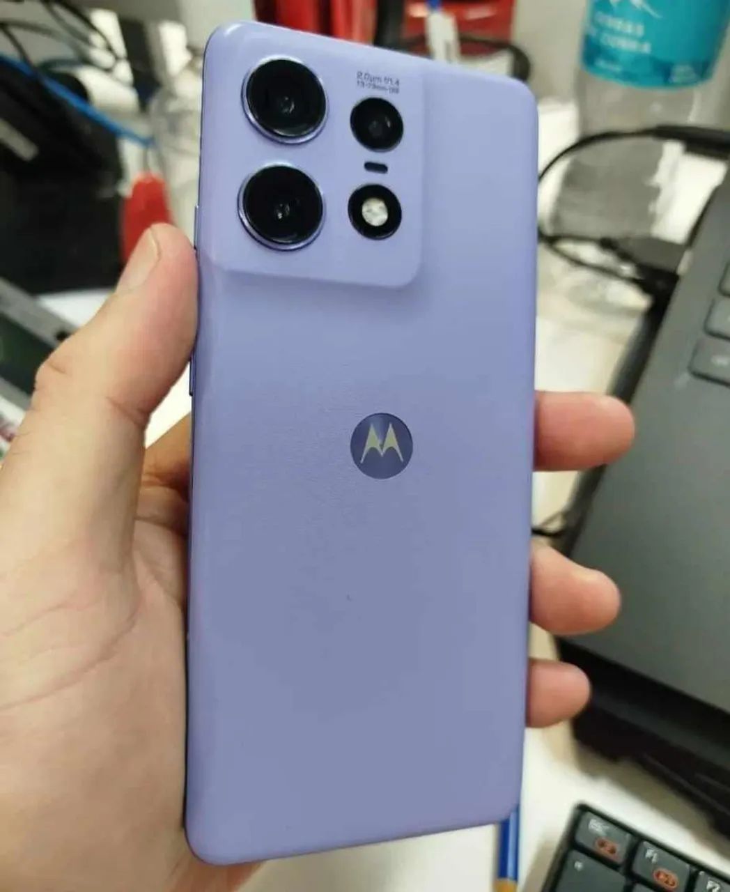 Moto Edge 50 pro  - Foto 2