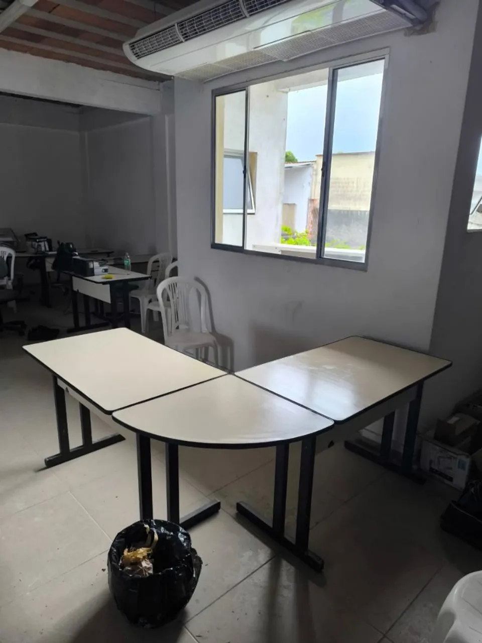 Mesa em L para escritório