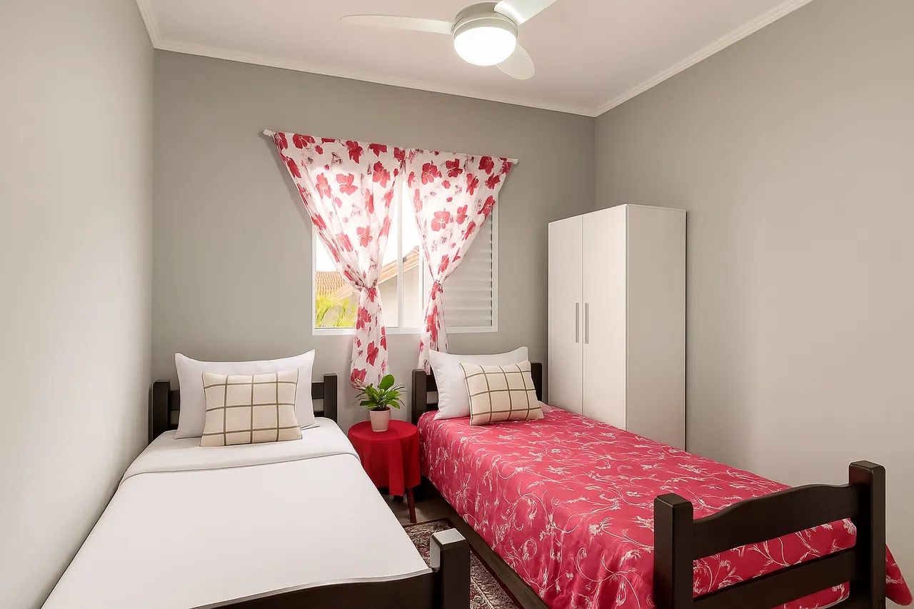 Casa 2 suítes, piscina, churrasqueira , próximo à praia 