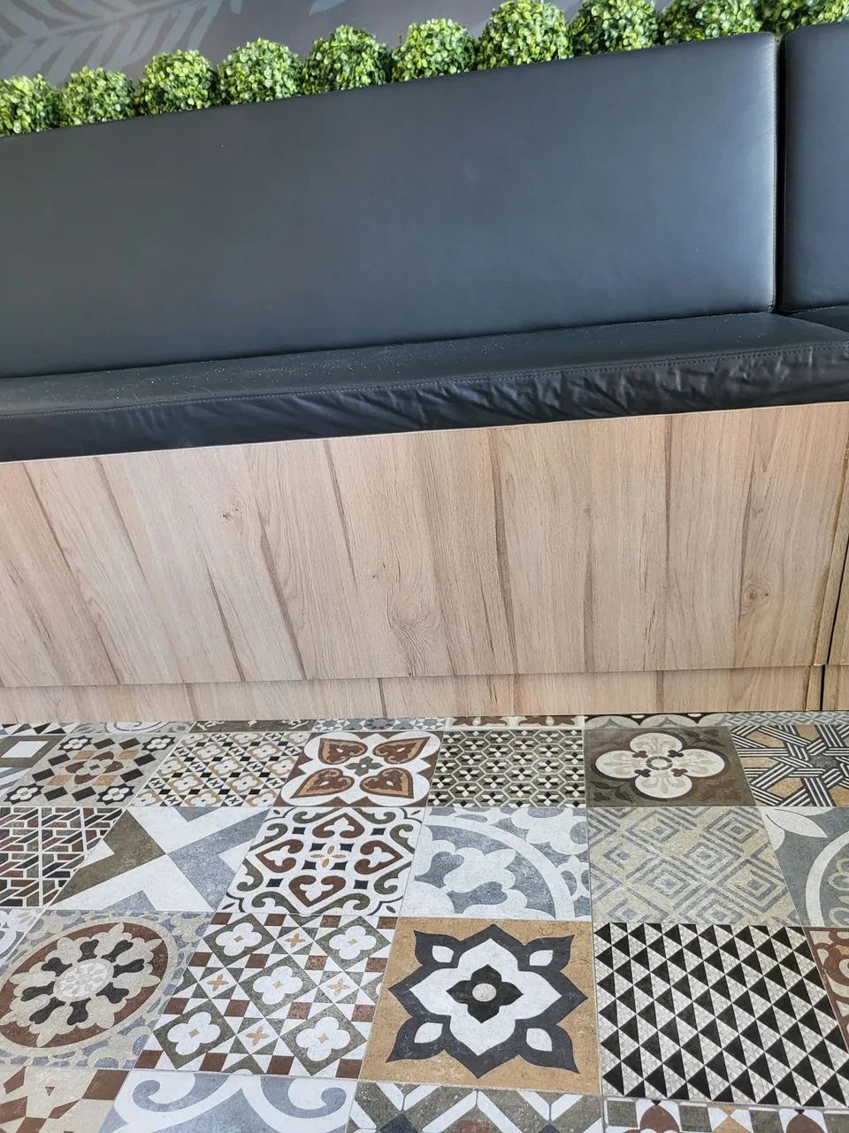 Bancos em MDF marítimo - ótimo estado  - Foto 2