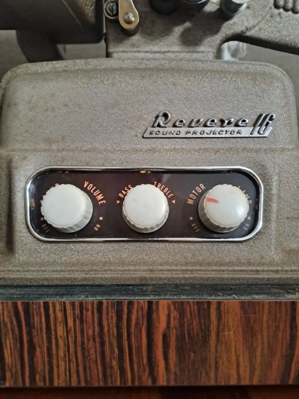 Projetor Revere Filmes 16mm com som - Foto 3