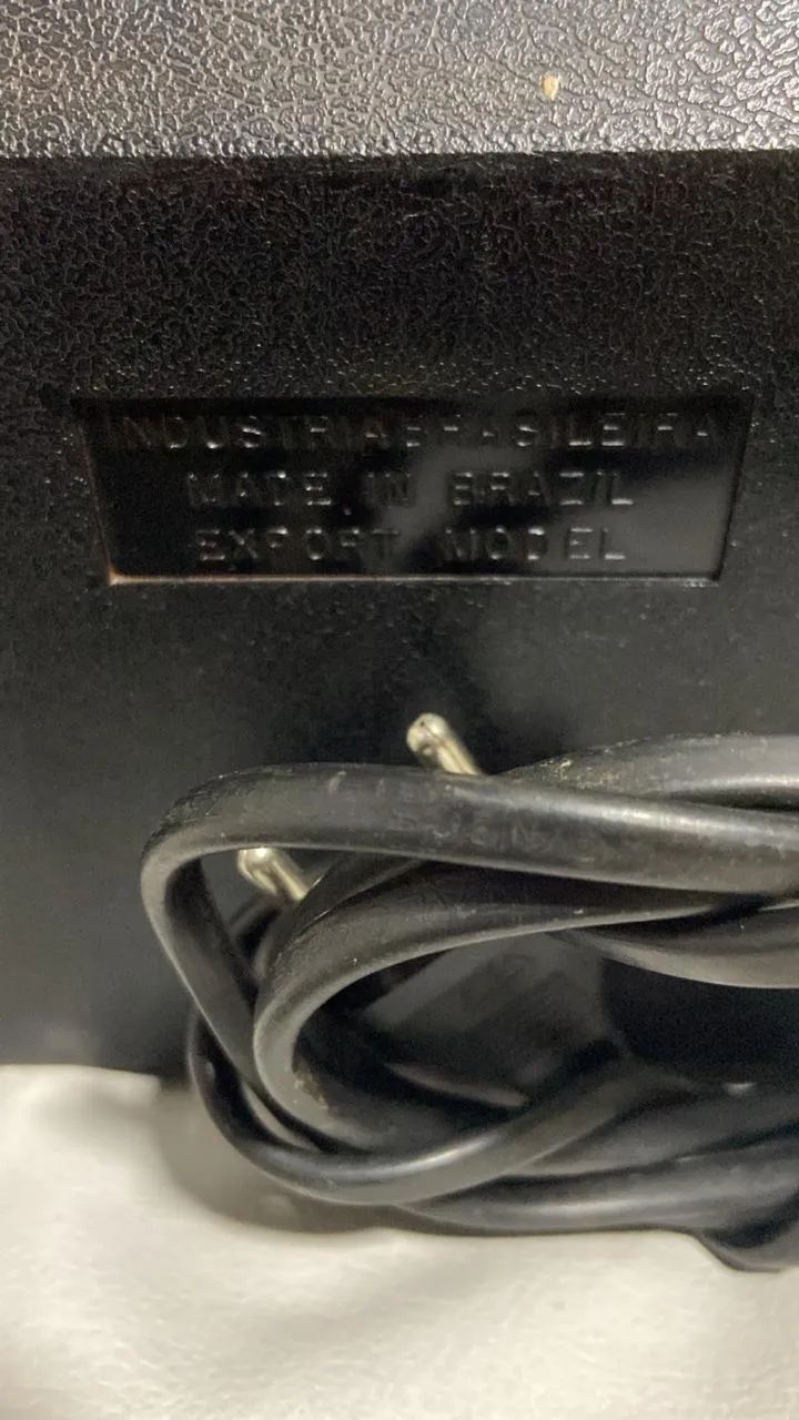 Rádio Antigo Philco Ford 9 faixas ótimo estado DEFEITO  - Foto 5
