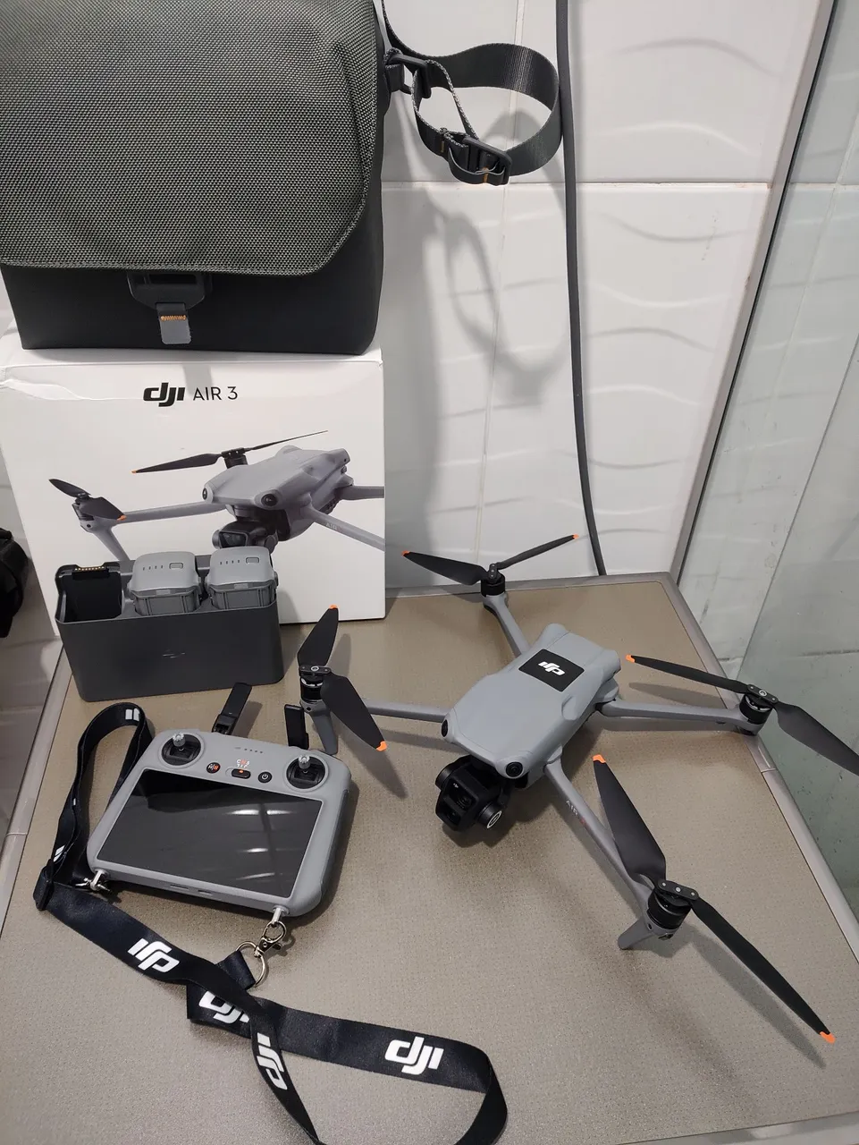 DJI Air 3 - Drone Compacto e Poderoso