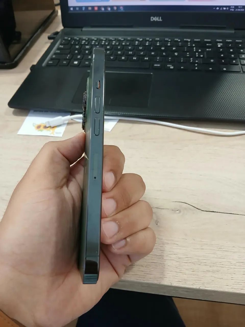 iPhone 13 Pro 256GB com caixa e carregador. - Foto 2