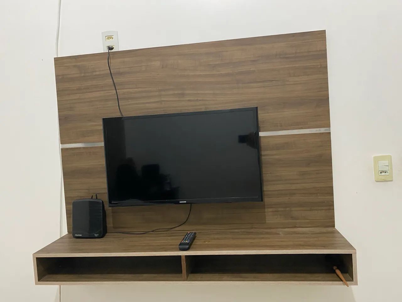  Hack com tv incluso para quarto e antena de Tv 