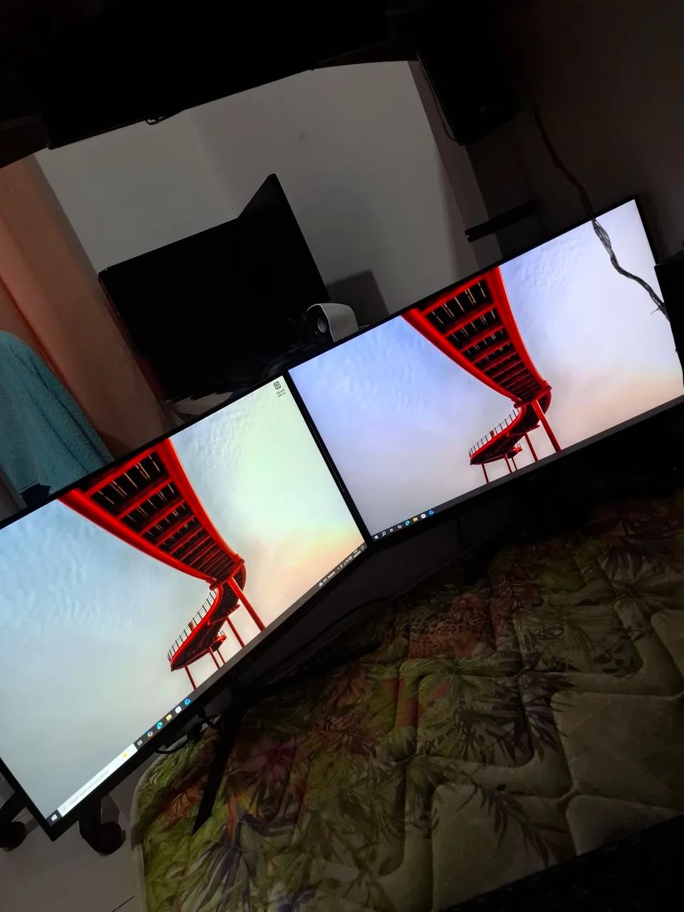 Pc com 2 monitores de 24 polegadas  - Foto 3