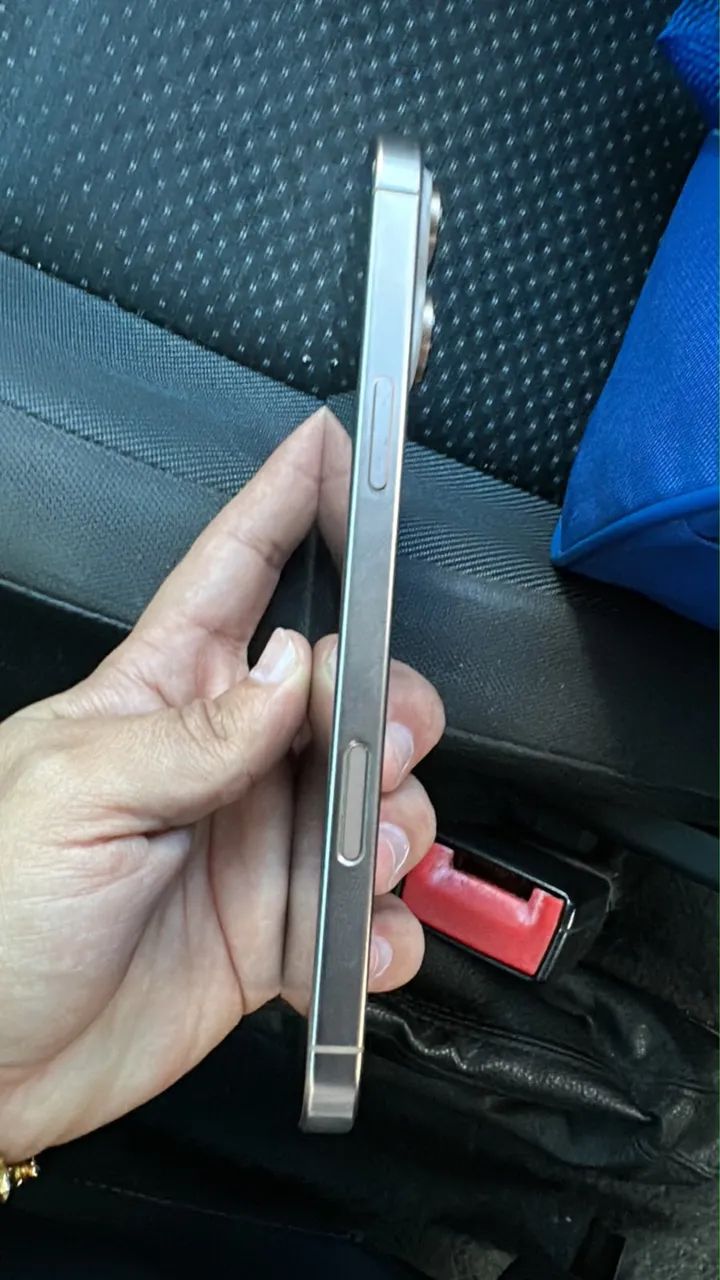 iphone 16 pro Max - Foto 4