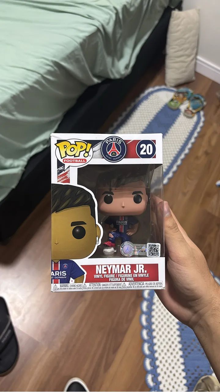 Funko pop Neymar raridade  - Foto 3