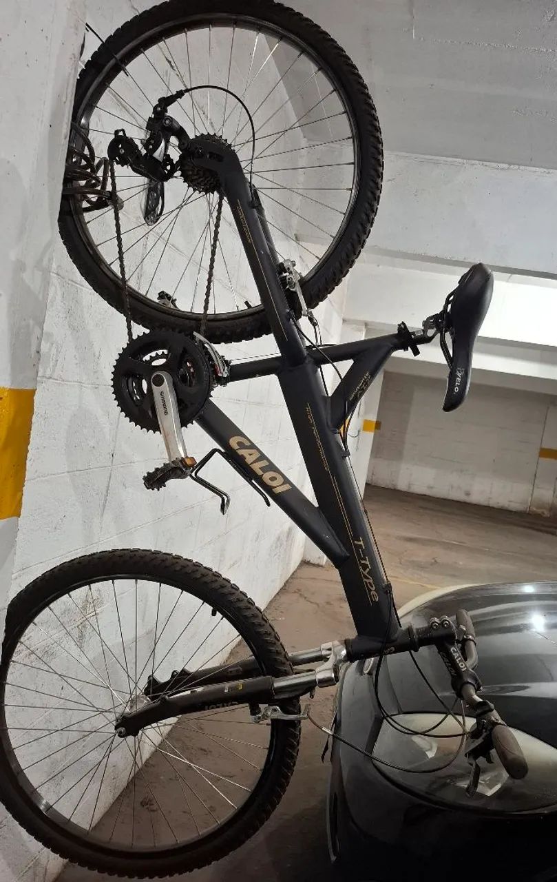 Bicicleta Caloi T-Type Aro 26 - Quadro de Alumínio - 21 Marchas