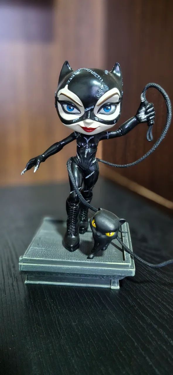 Mulher Gato- Batman Returns- sem caixa