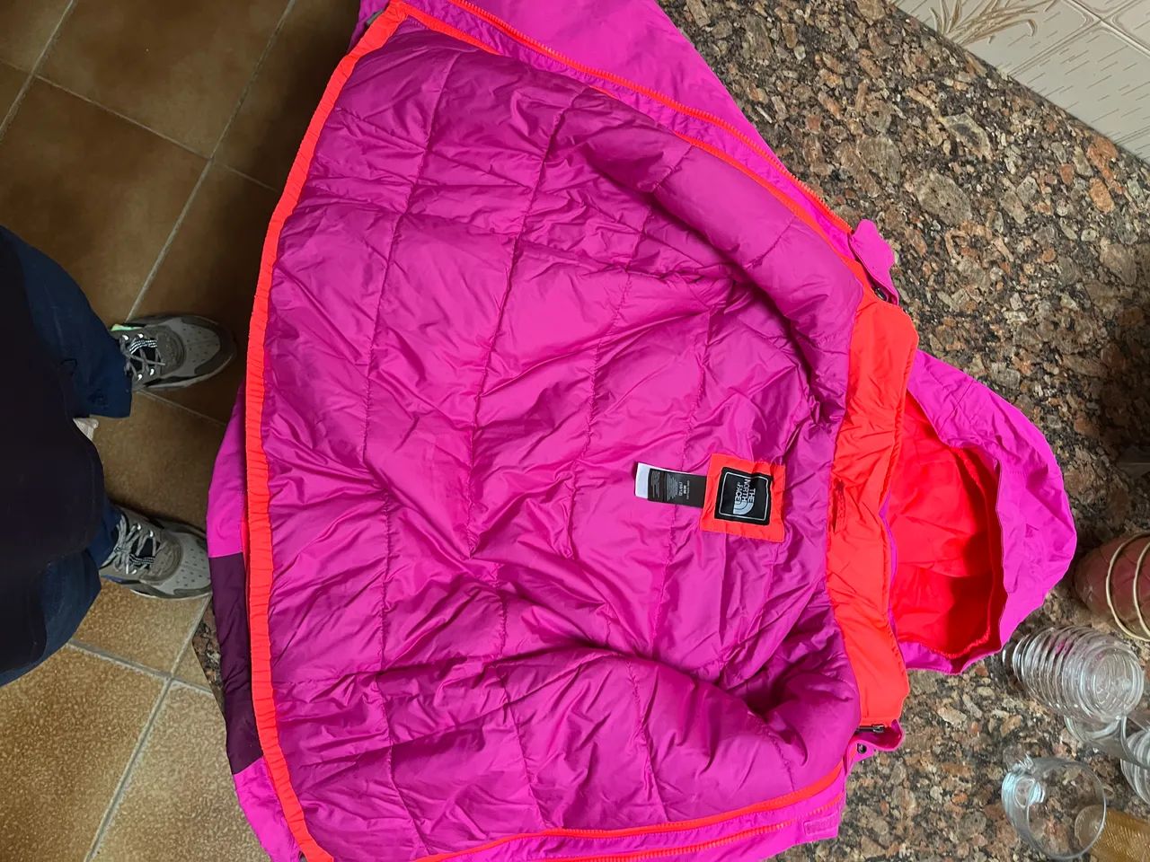 Jaqueta the north face HyVent 2 roxa e laranja 