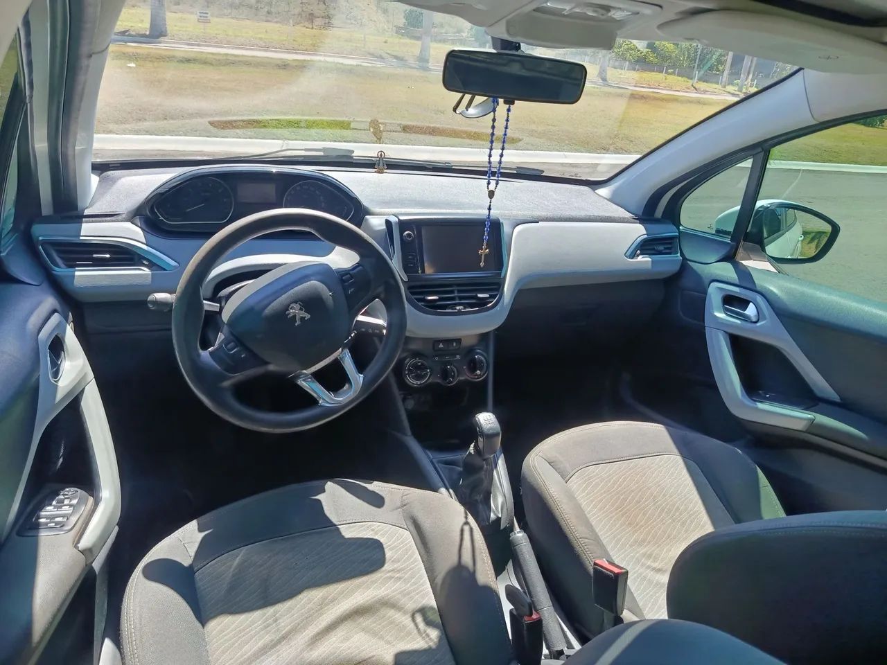 Peugeot 208 208 Allure 1.5 Flex 8V 5p 2015