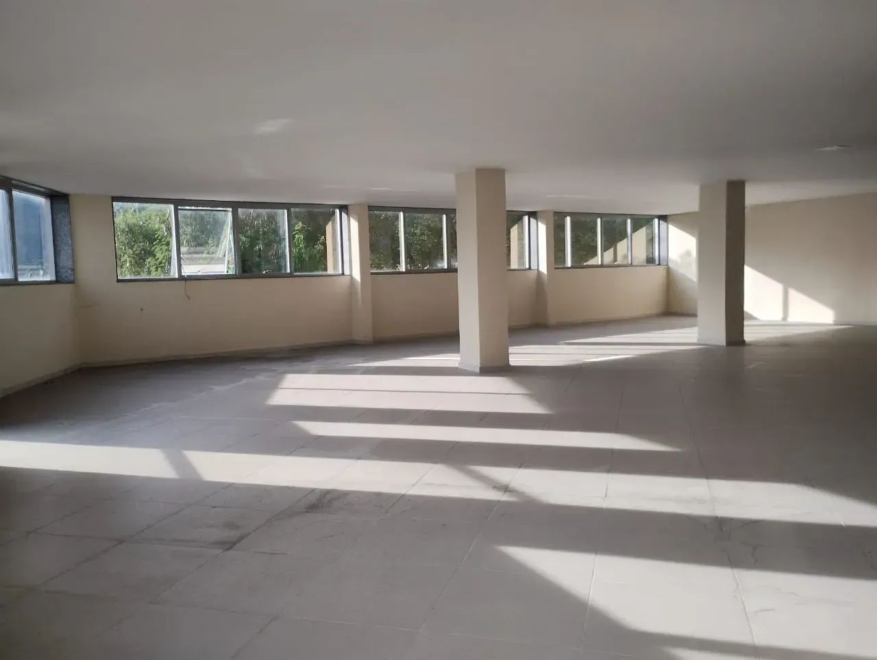Prédio Comercial - Santa Cruz da Serra - 1.000 m2 - Cód. 1690 - Foto 3