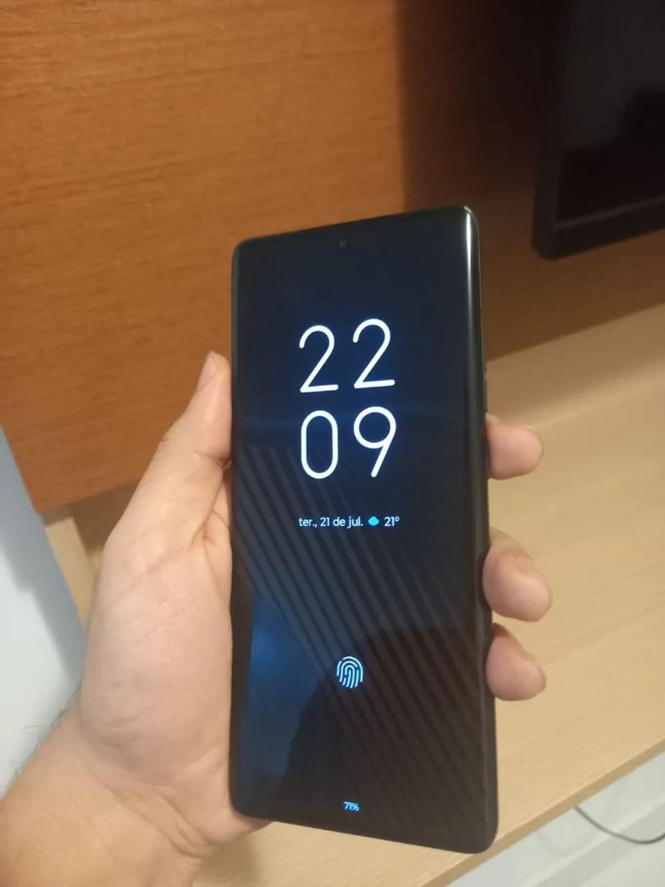 Moto Edge 50 Ultra - Foto 2