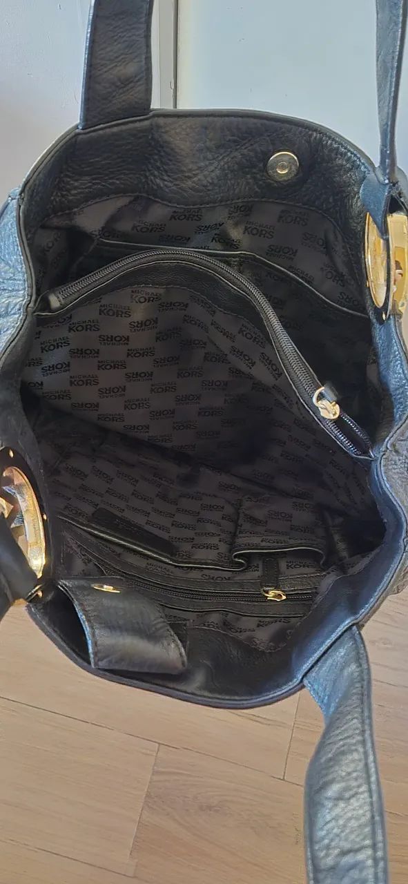 bolsa hobo michael kors preta couro - Foto 2