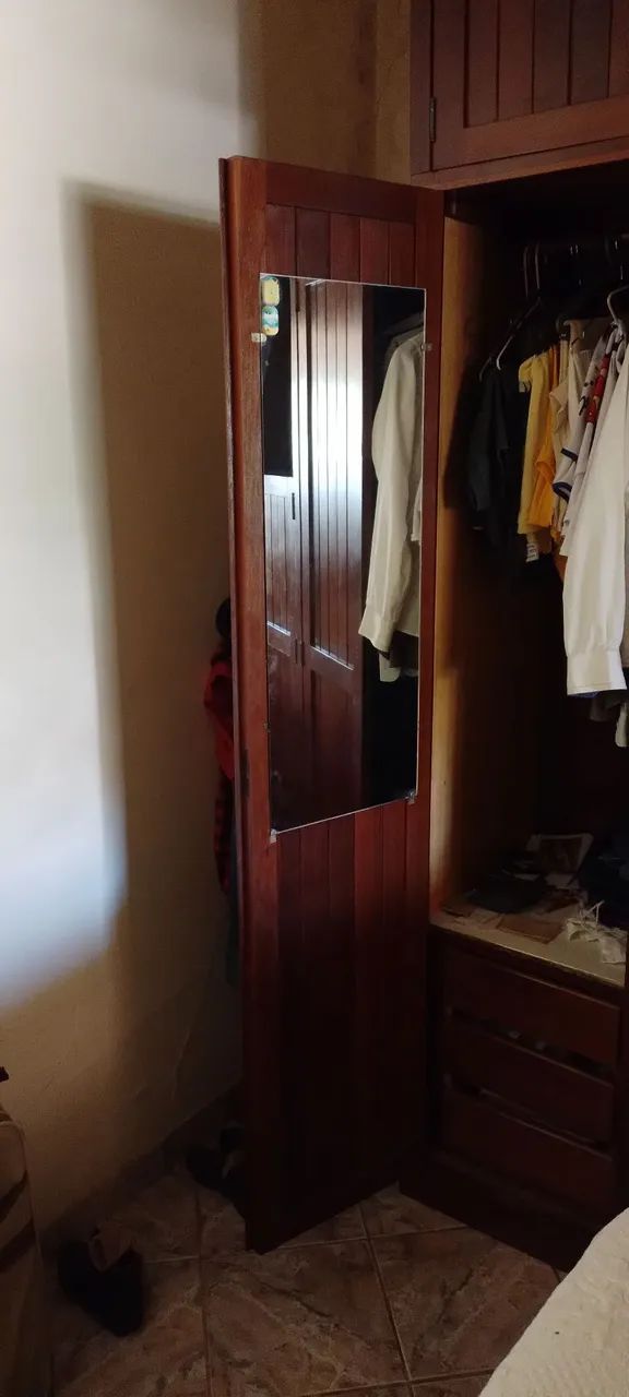 Guarda roupas de casal todo em madeira maciça  "Ipe" - Foto 3