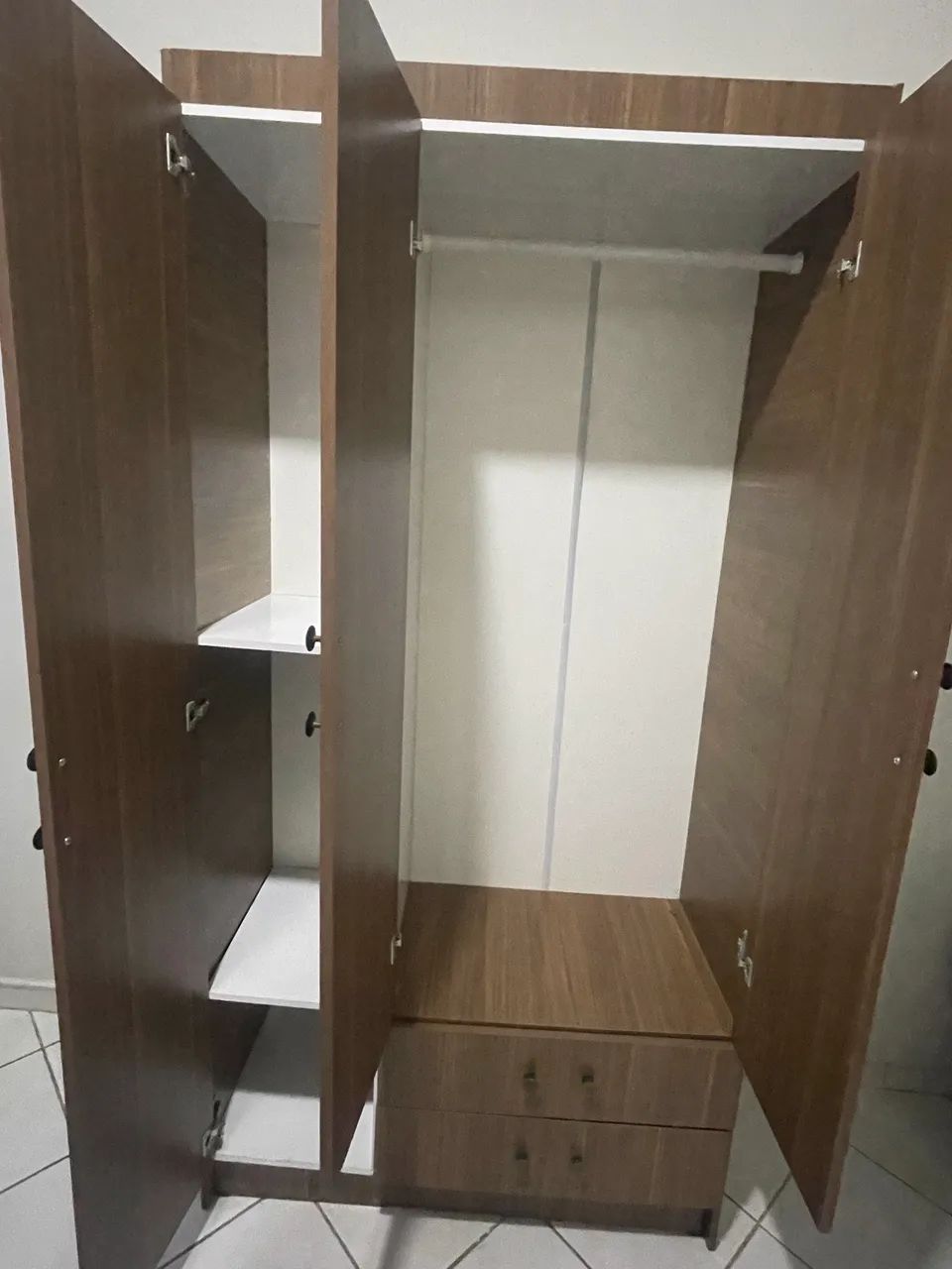 Guarda roupa e cômoda  - Foto 4