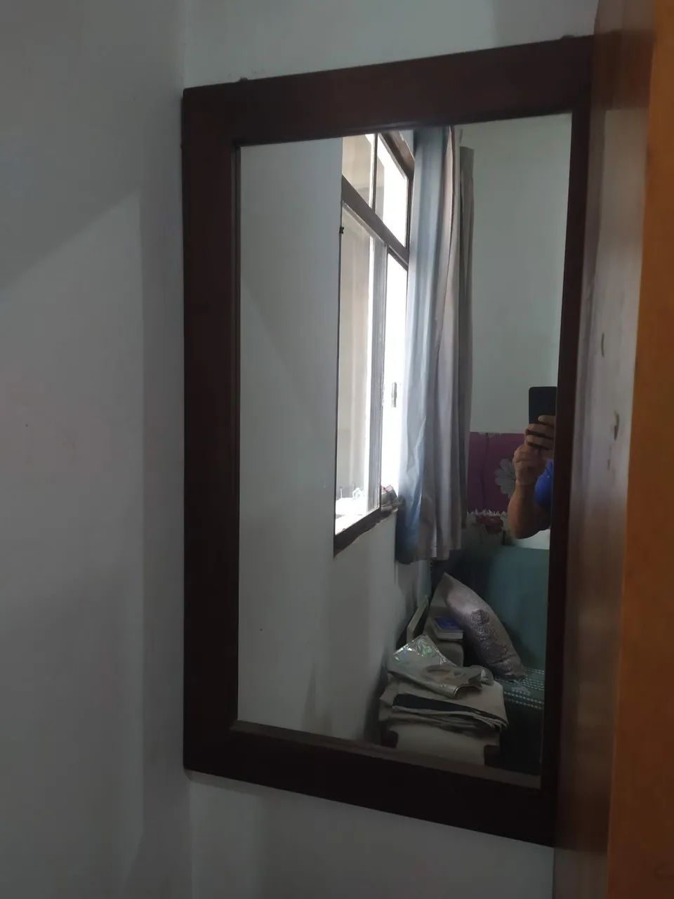 2 criado mudo e um espelho  - Foto 5