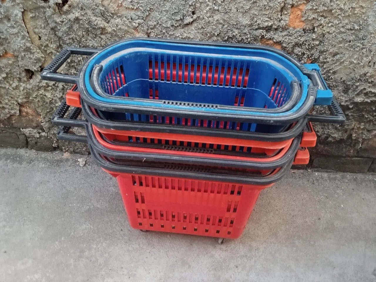 Cesta de compras para supermercado 