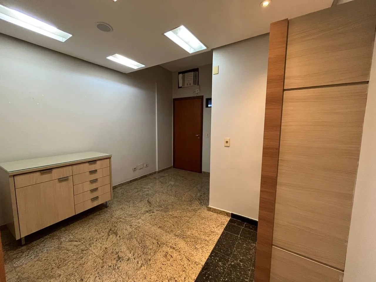 SALA PARA CONSULTORIO NO SETOR MARISTA - Foto 4