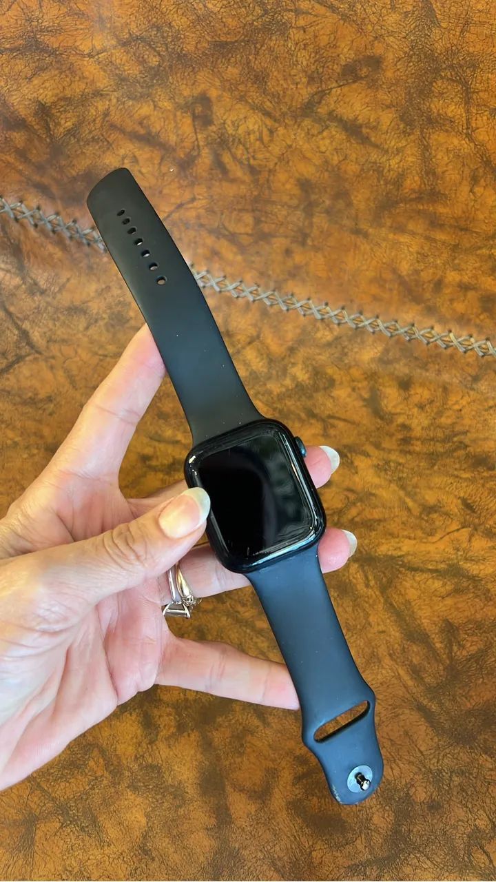 Apple Watch S8 45MM seminovo 