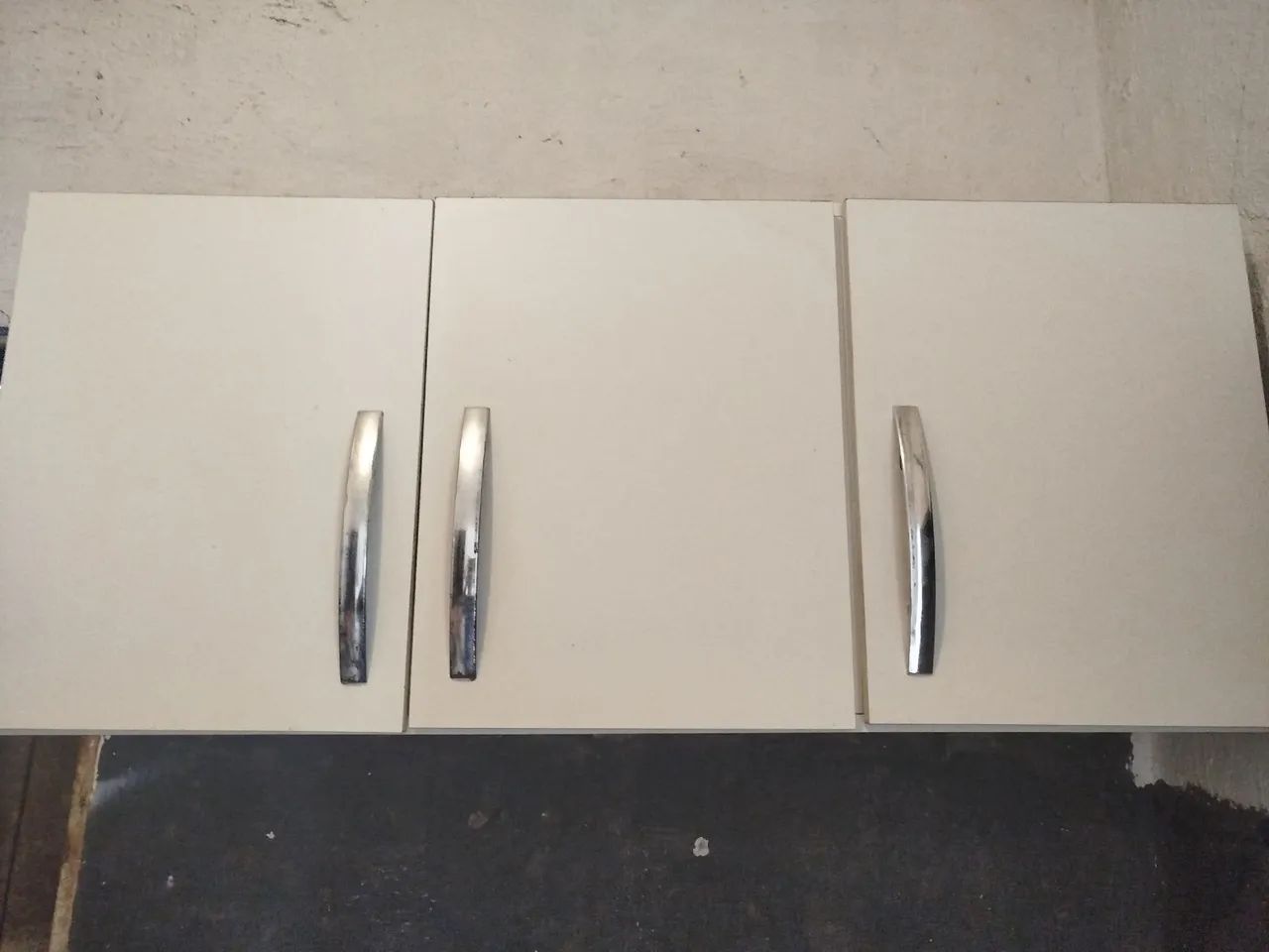 Armário de parede 