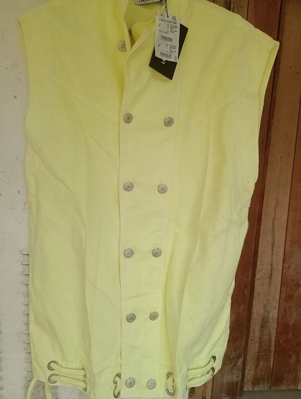 Parka lança perfume 