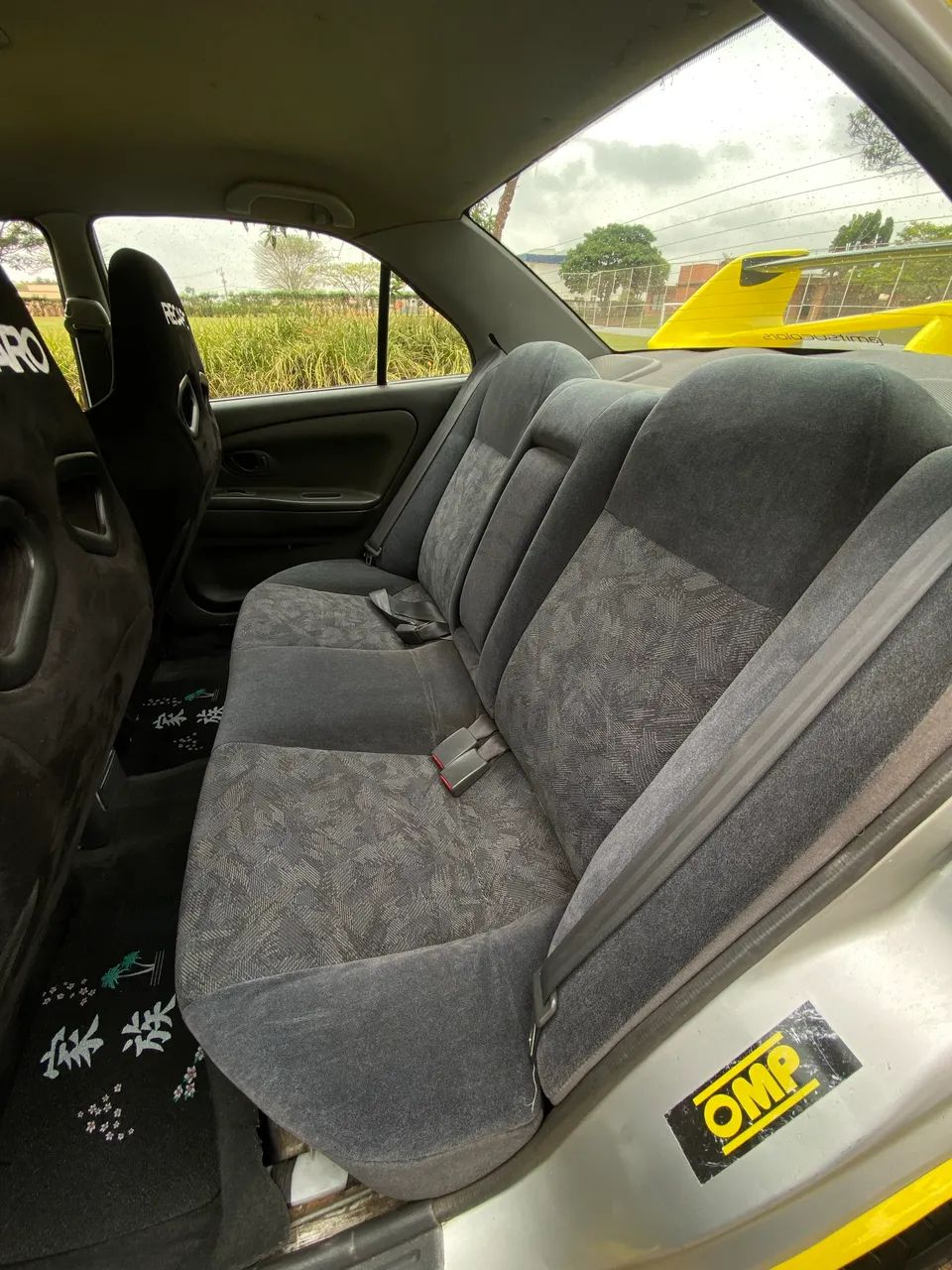 Mitsubishi Lancer GLX 1999 - Foto 4