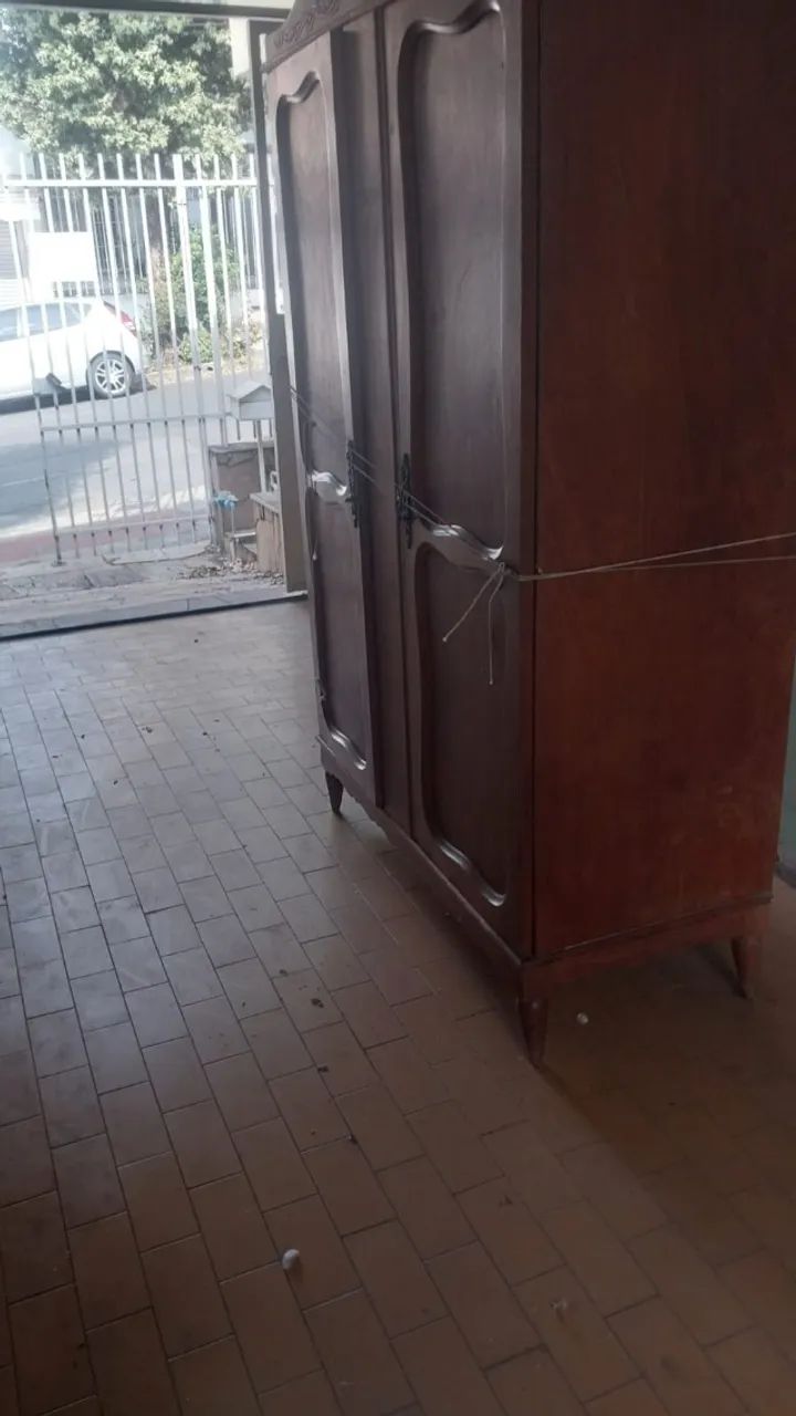 Guarda roupas cama solteiro 
