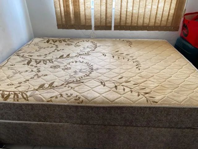 Cama de casal (box + colchão) - Foto 2