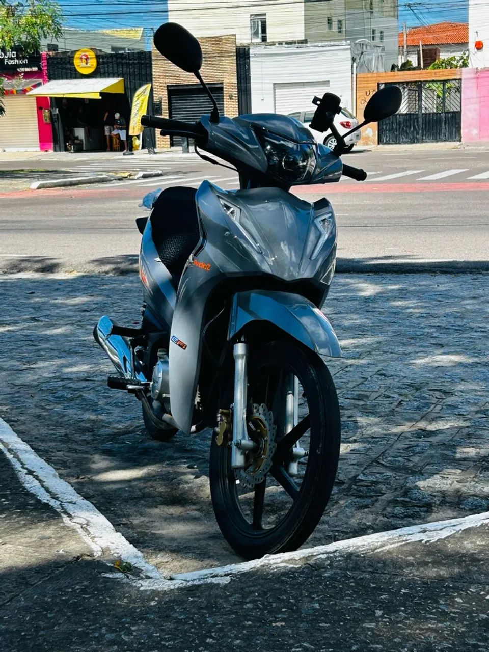 Avelloz 125  - Foto 2