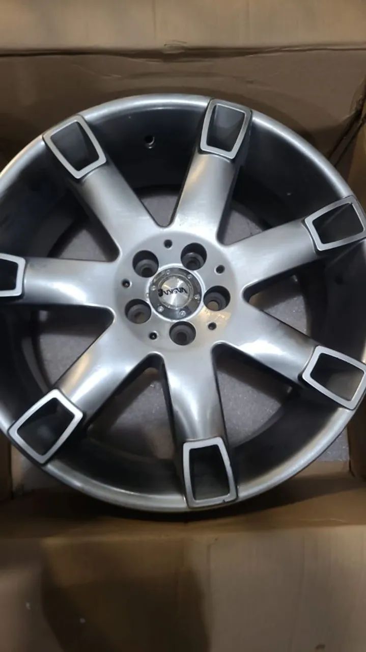 Roda aro 18 novas para carro