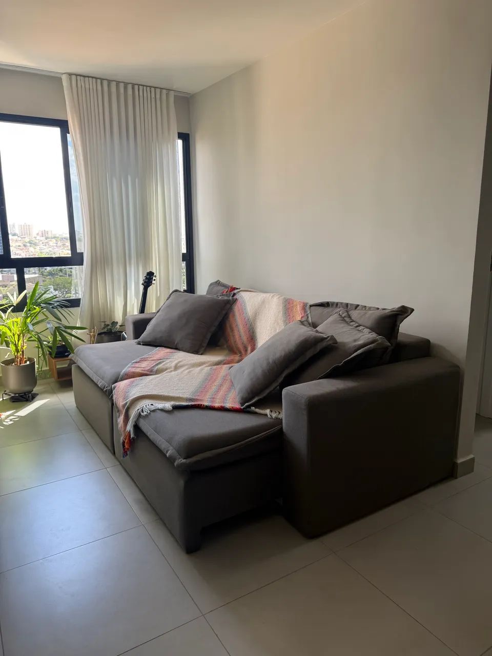 Sofá Cinza Grande Semi Novo - Foto 2