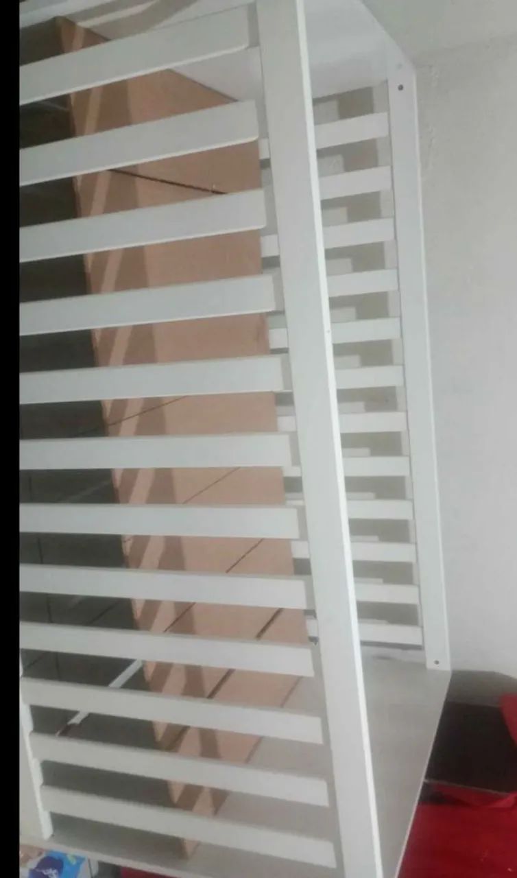 Vende-se Berço com colchão 