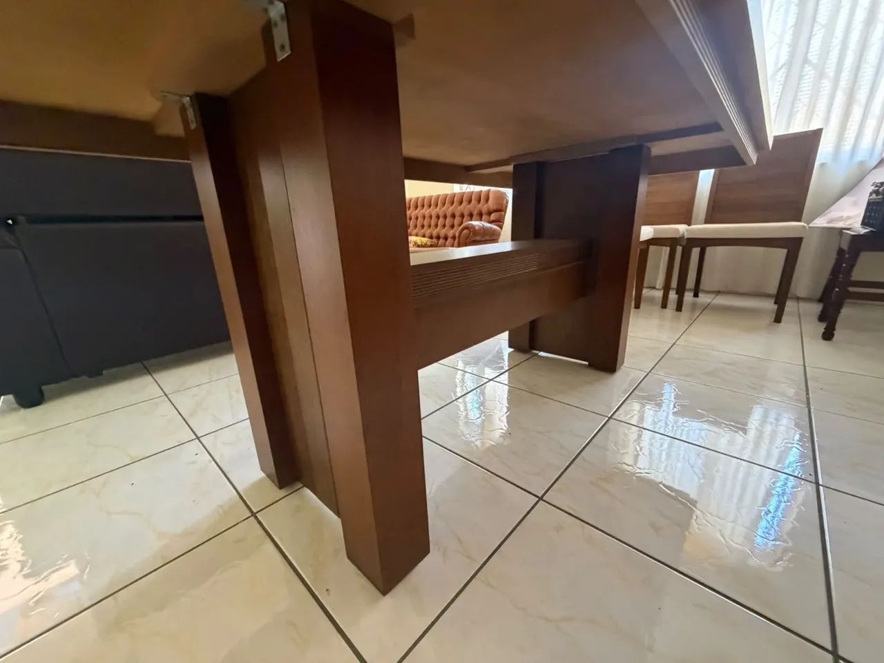 Vendo mesa de jantar e aparador  - Foto 4