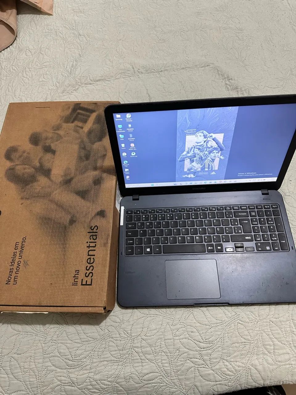 SAMSUNG linha Essentials 
