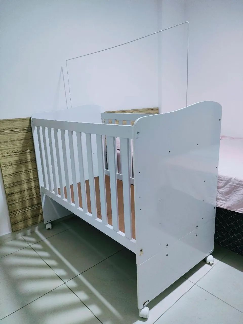 Berço já com colchão (virá cama) 
