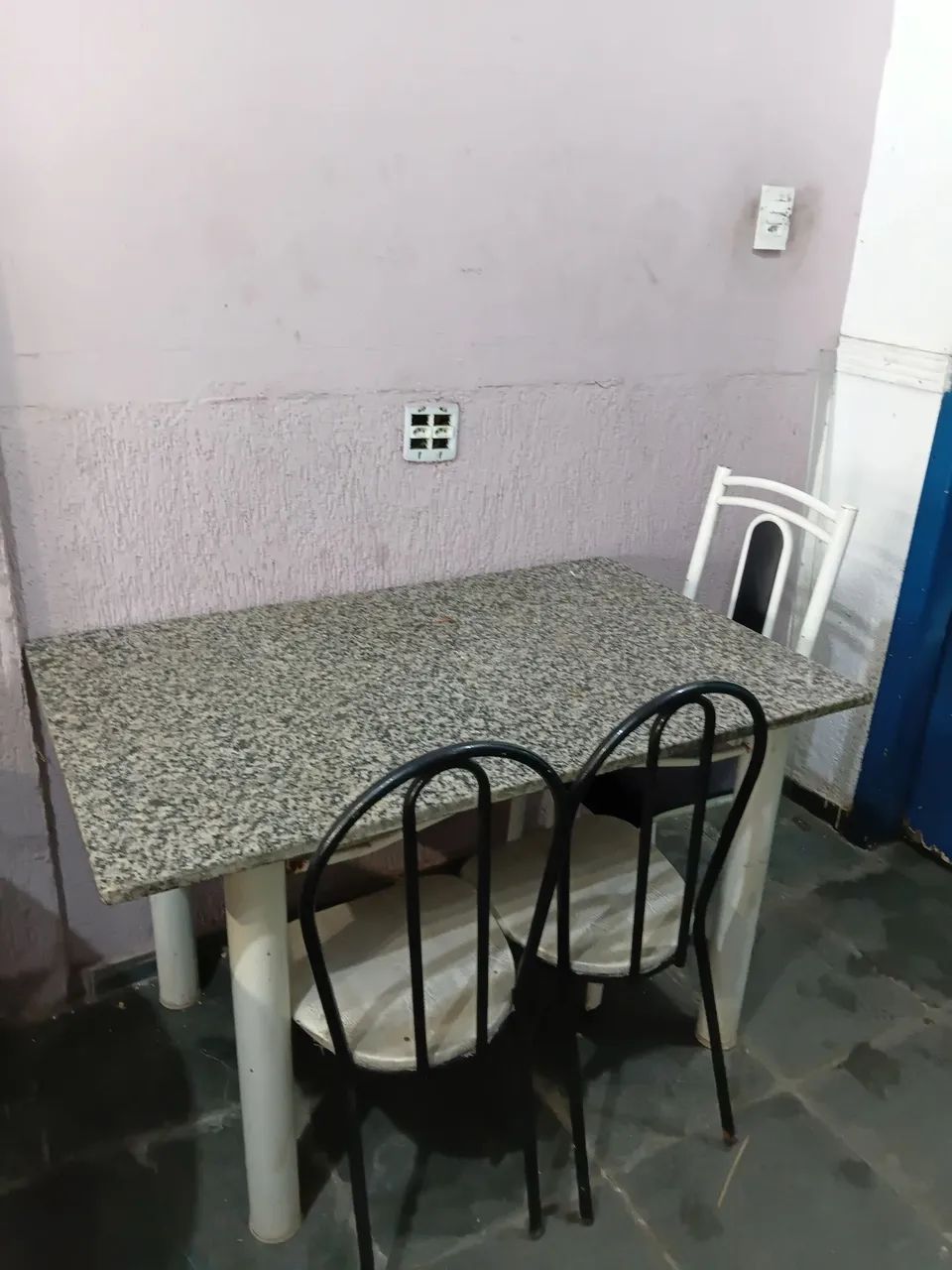 Mesa com pedra granito 