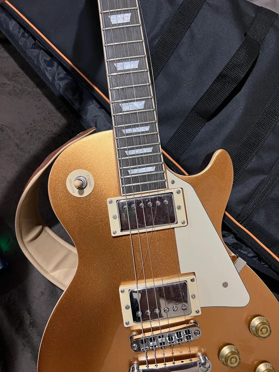 Guitarra impecável Les Paul Michael - Foto 2