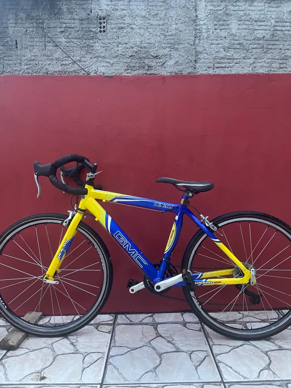 Bicicleta Speed GMC Denali Road Series  - Foto 2