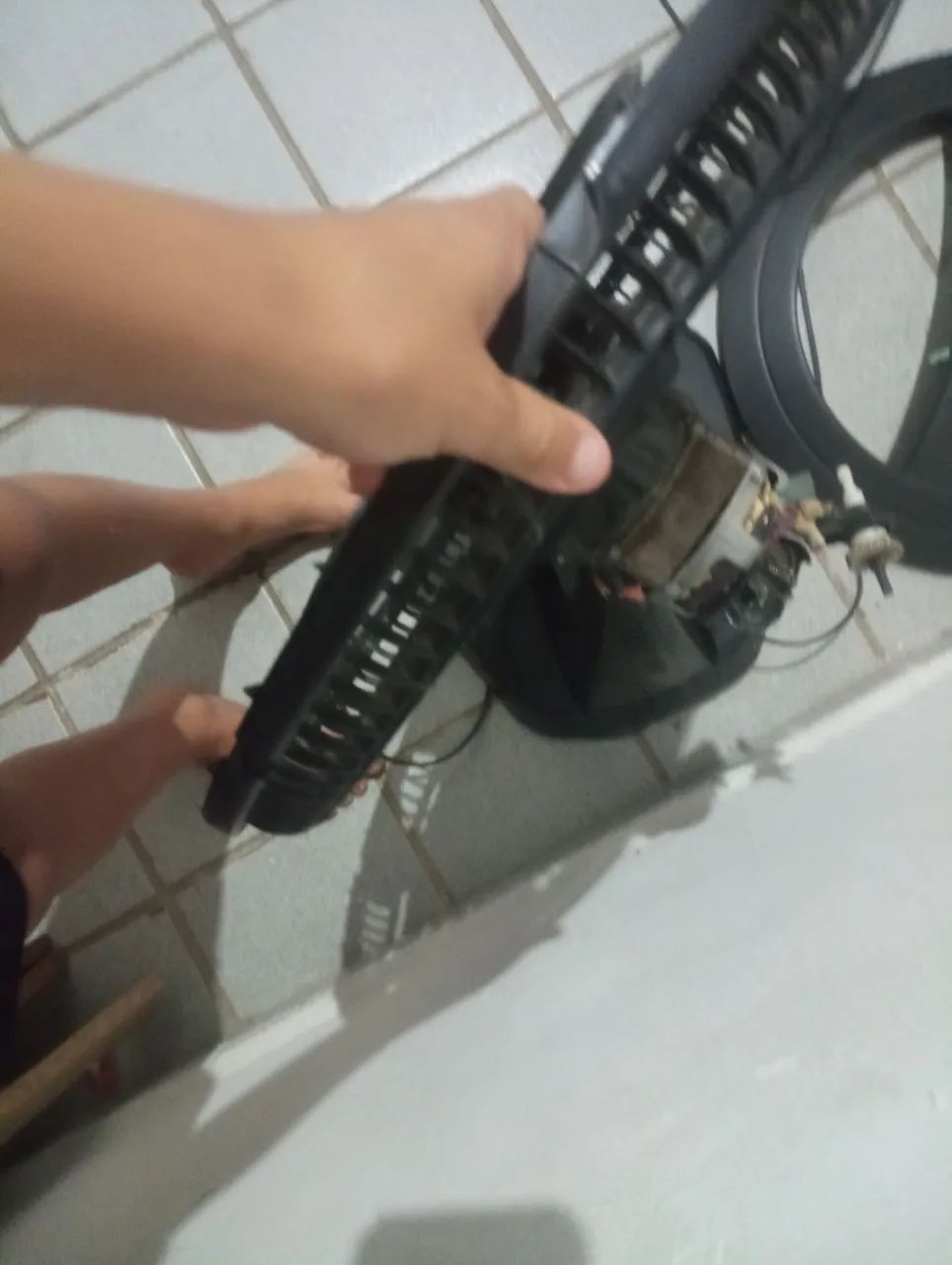 Ventilador quebrado  - Foto 3