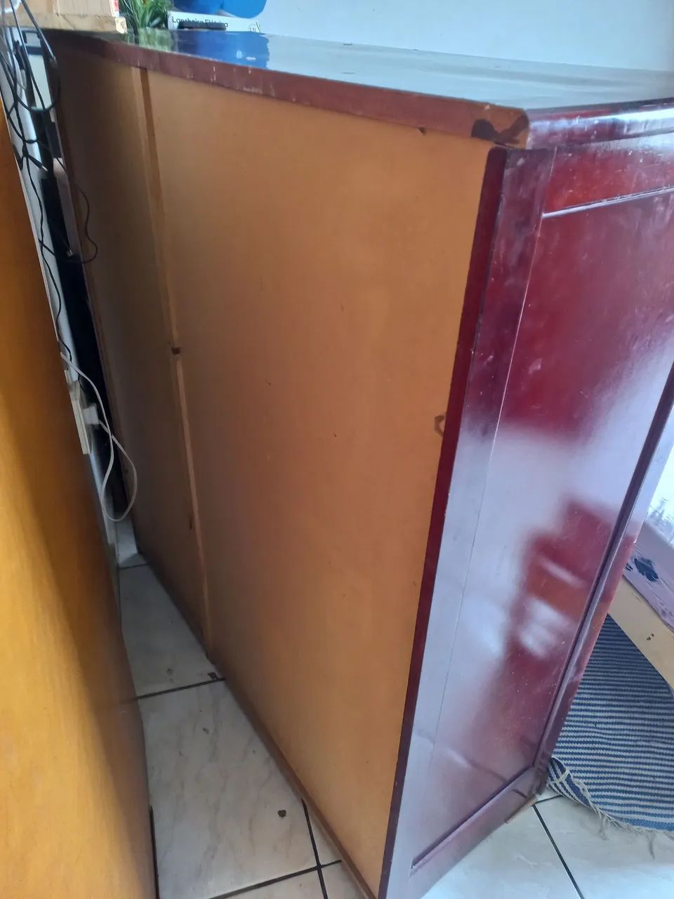 Vendo este cômoda 