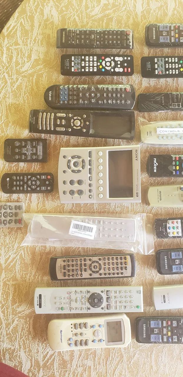 Controles Remotos marcas e modelos diversos - Foto 5