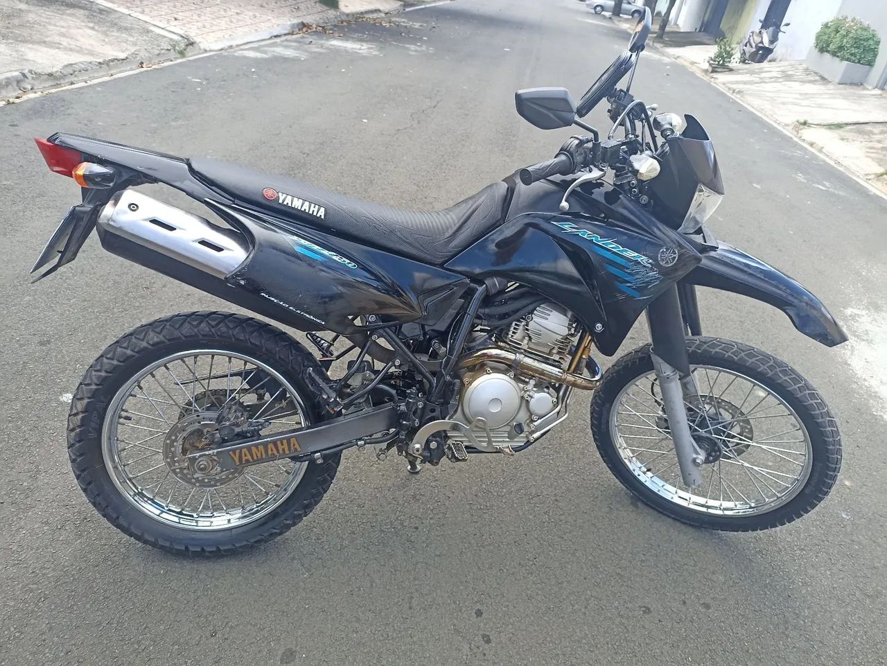 XTZ Lander 250