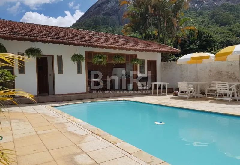 Casa de 3 quartos no Cônego - Nova Friburgo